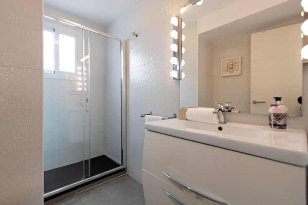Triana Maestro Deluxe By Valcambre Apartamento Sevilha Exterior foto