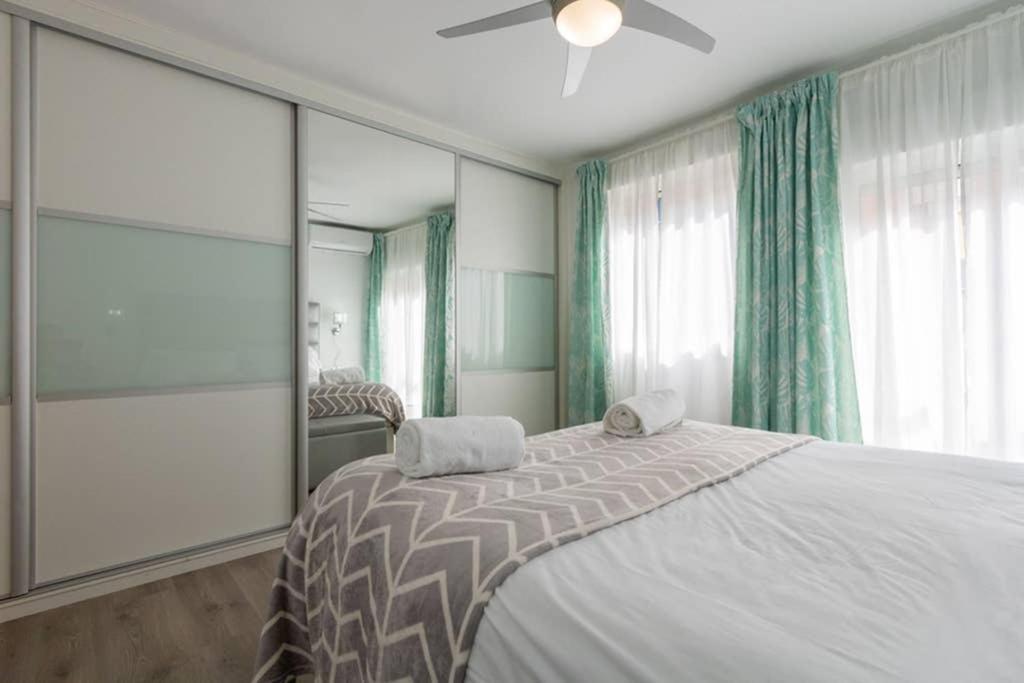 Triana Maestro Deluxe By Valcambre Apartamento Sevilha Exterior foto