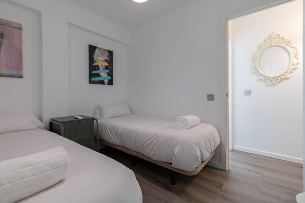 Triana Maestro Deluxe By Valcambre Apartamento Sevilha Exterior foto