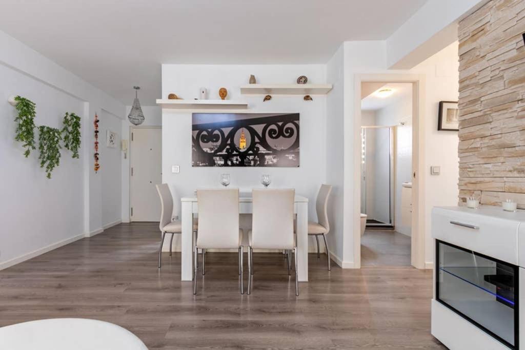 Triana Maestro Deluxe By Valcambre Apartamento Sevilha Exterior foto